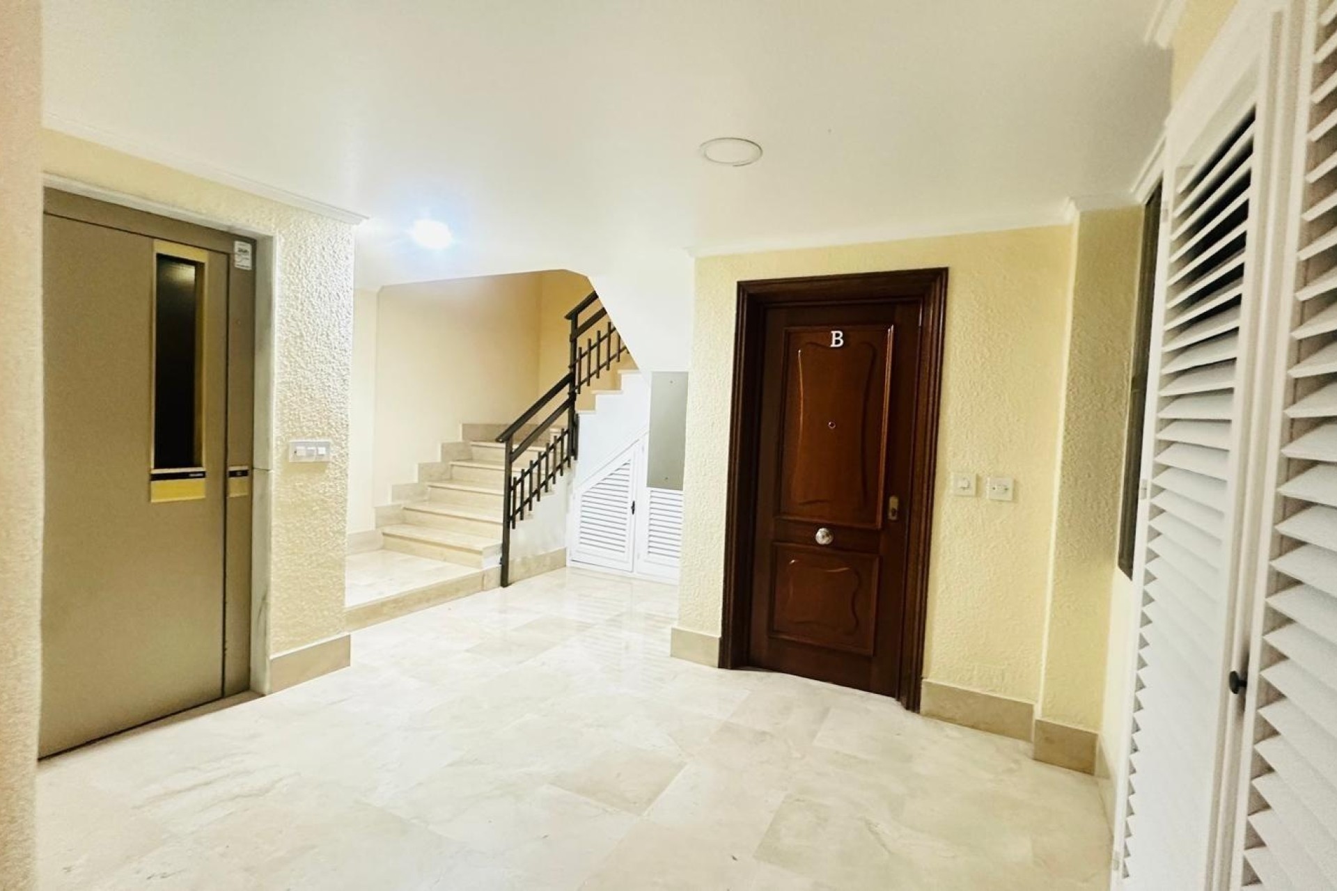 Sale - Apartment Flat -
Torrevieja - Playa del Cura