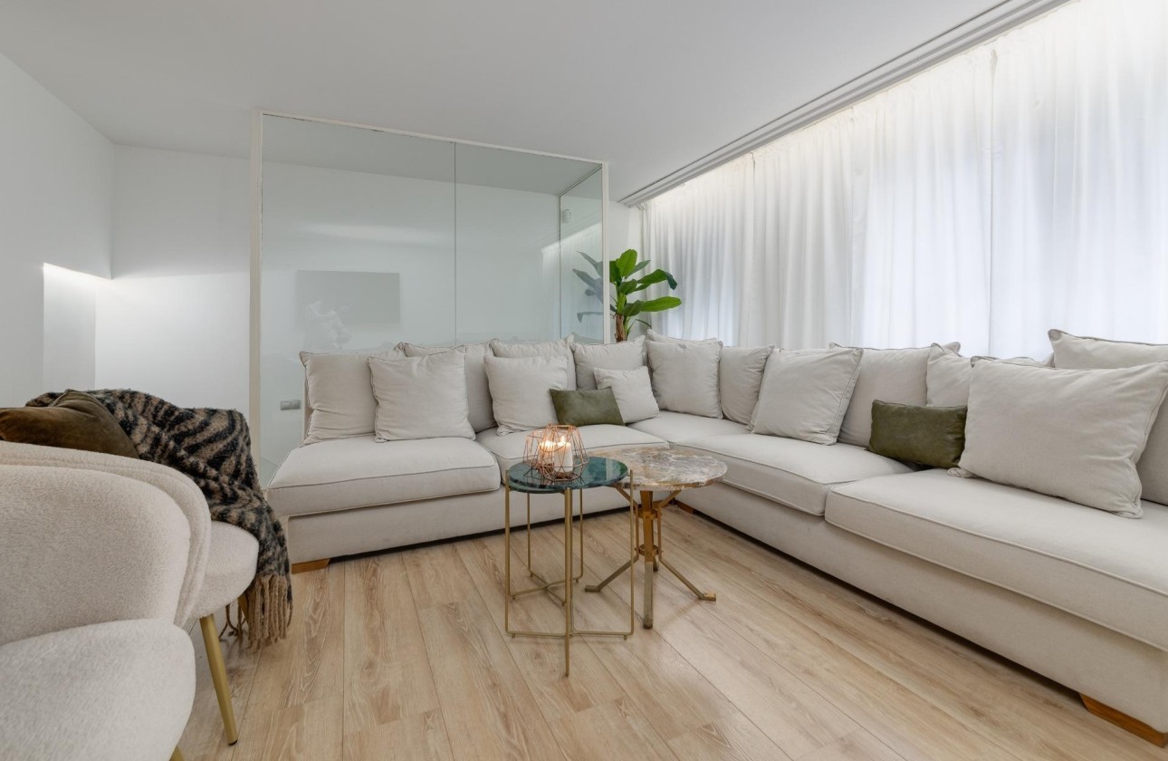 Sale - Apartment Flat -
Torrevieja - Playa del Cura