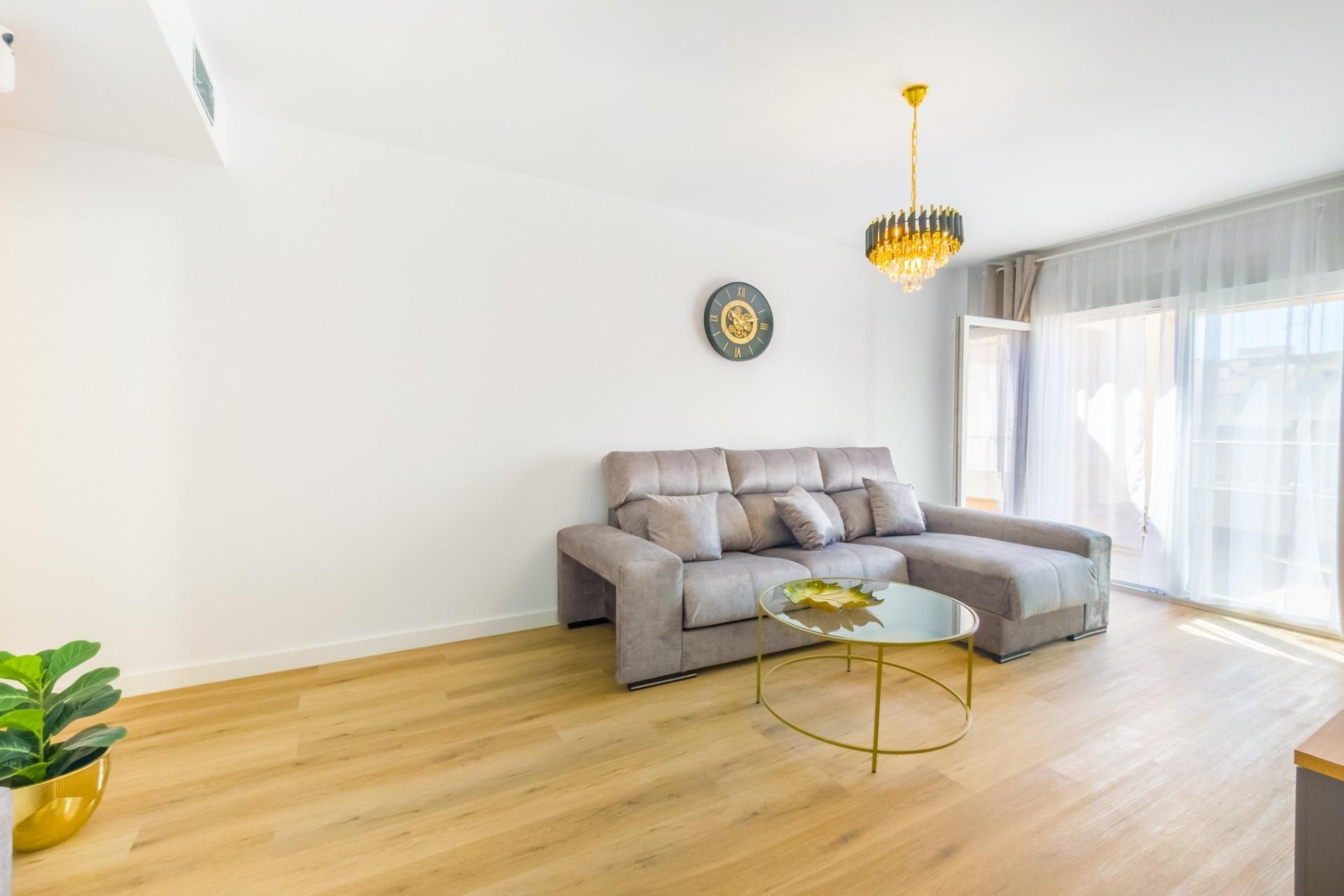 Sale - Apartment Flat -
Torrevieja - Playa del Cura