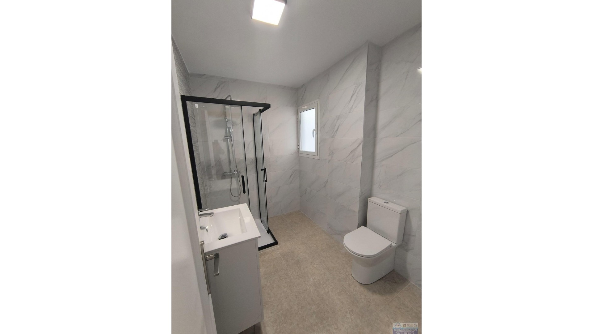 Sale - Apartment Flat -
Torrevieja - Playa del Cura