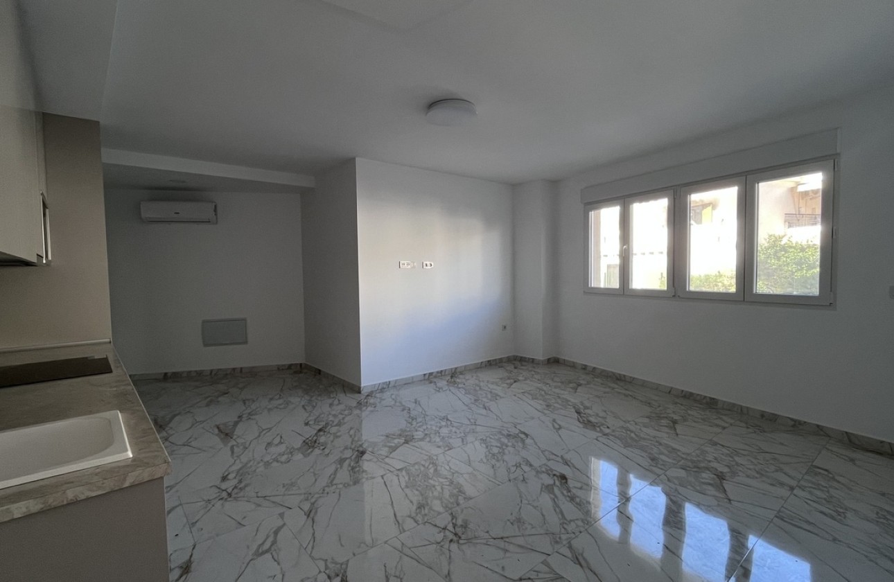 Sale - Apartment Flat -
Torrevieja - PLAYA LOS LOCOS