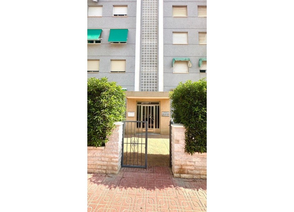 Sale - Apartment Flat -
Torrevieja - Punta prima