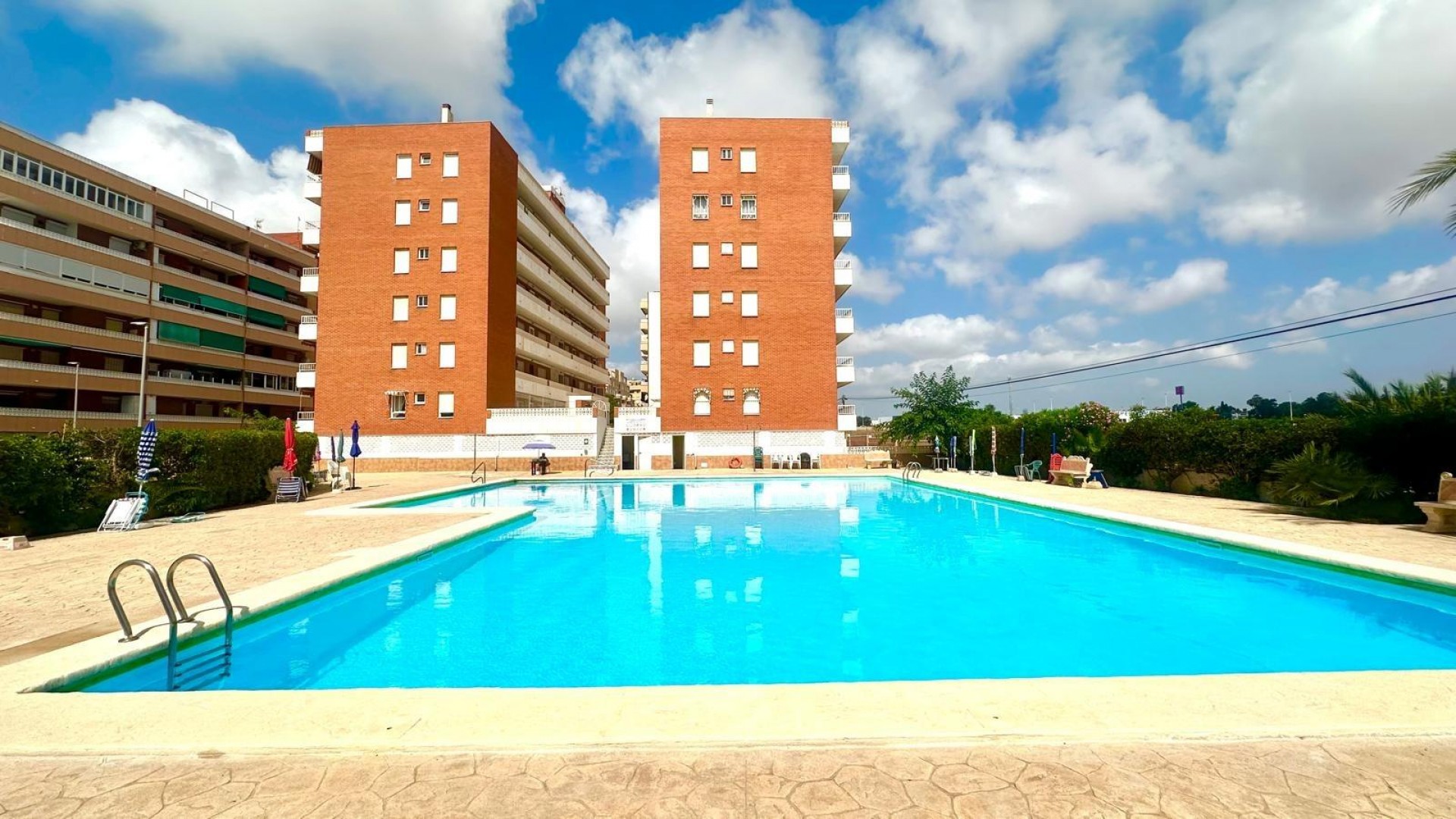 Sale - Apartment Flat -
Torrevieja - Punta prima