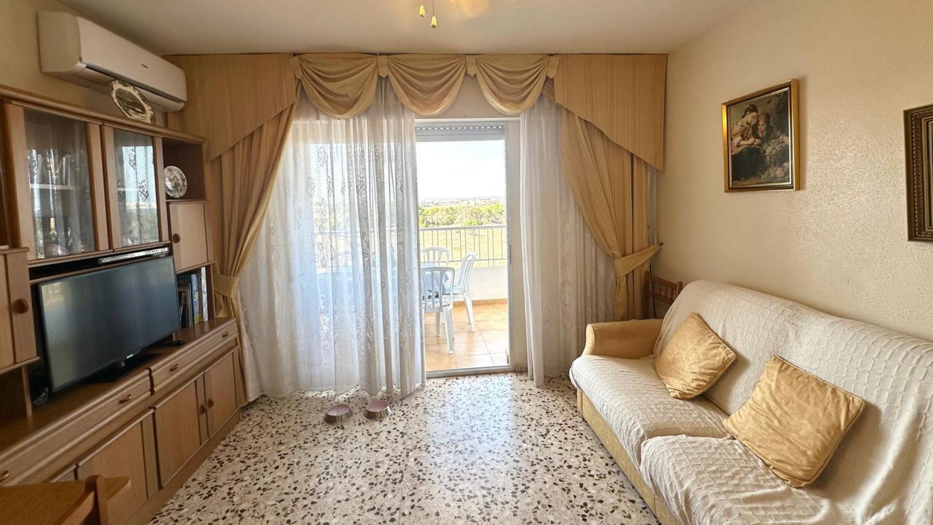 Sale - Apartment Flat -
Torrevieja - Punta prima
