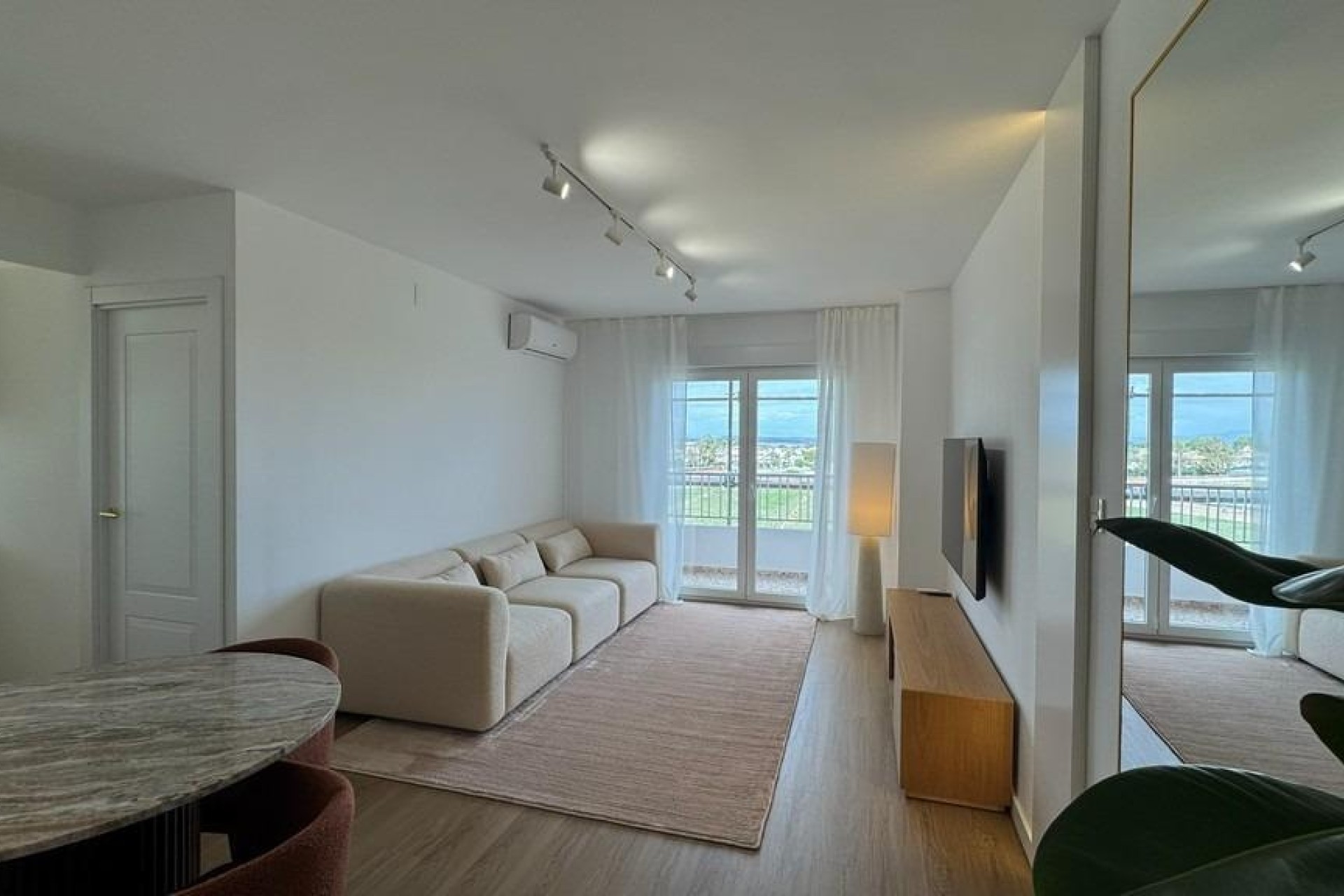 Sale - Apartment Flat -
Torrevieja - Punta Prima