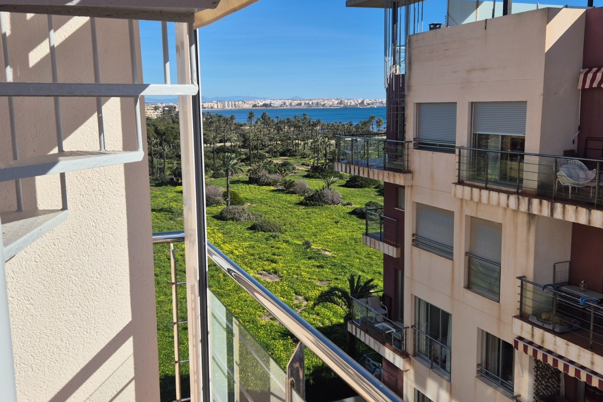 Sale - Apartment Flat -
Torrevieja - Punta Prima