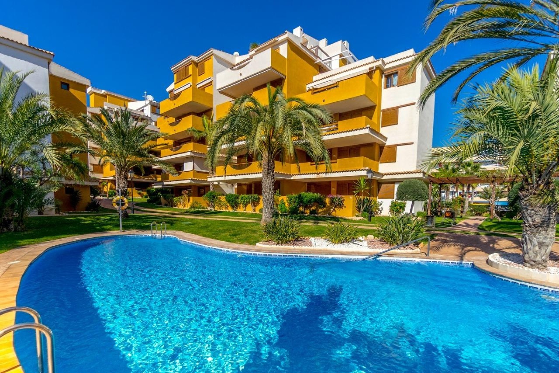 Sale - Apartment Flat -
Torrevieja - Punta Prima