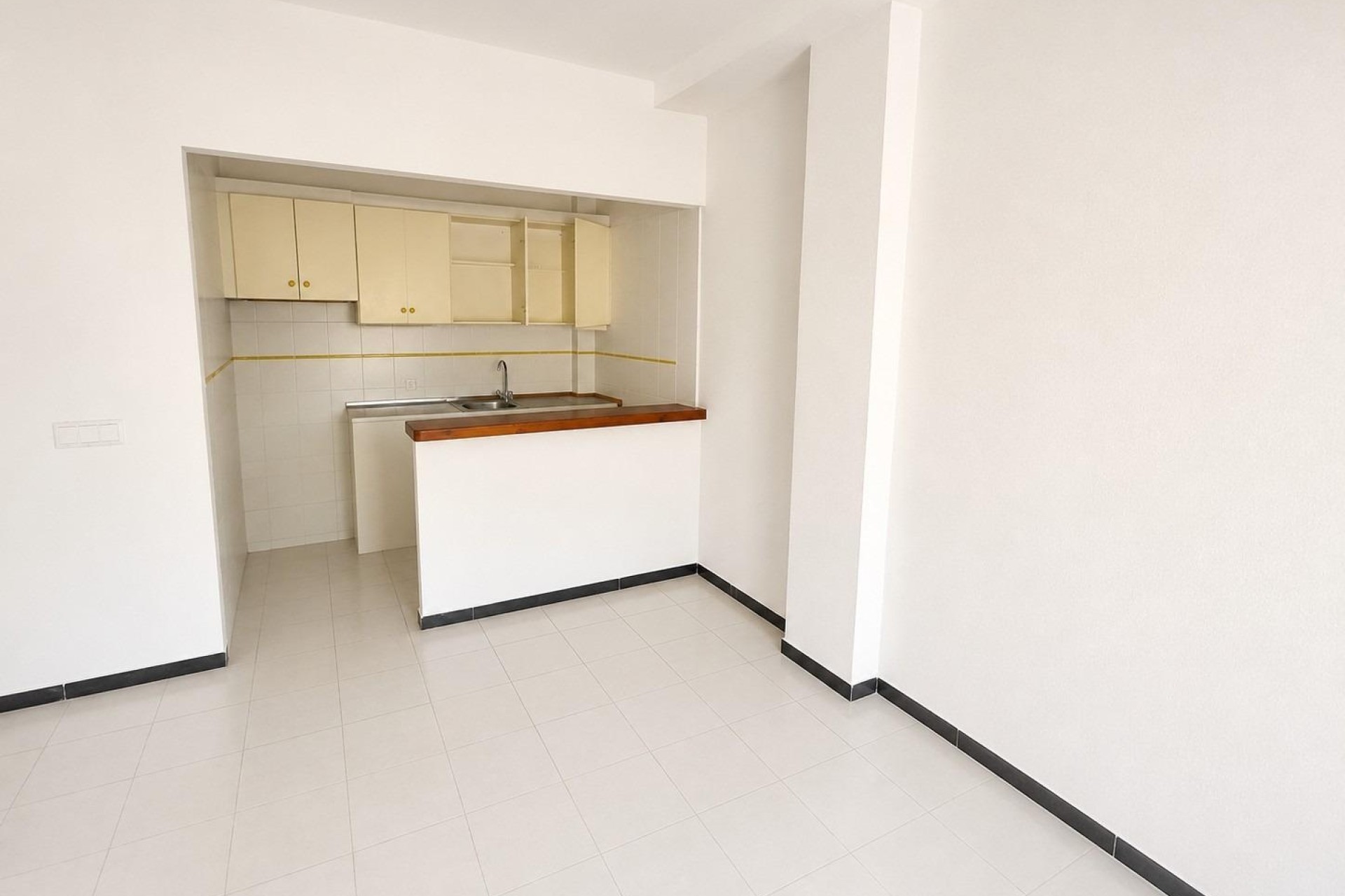 Sale - Apartment / Flat -
Torrevieja - San luis