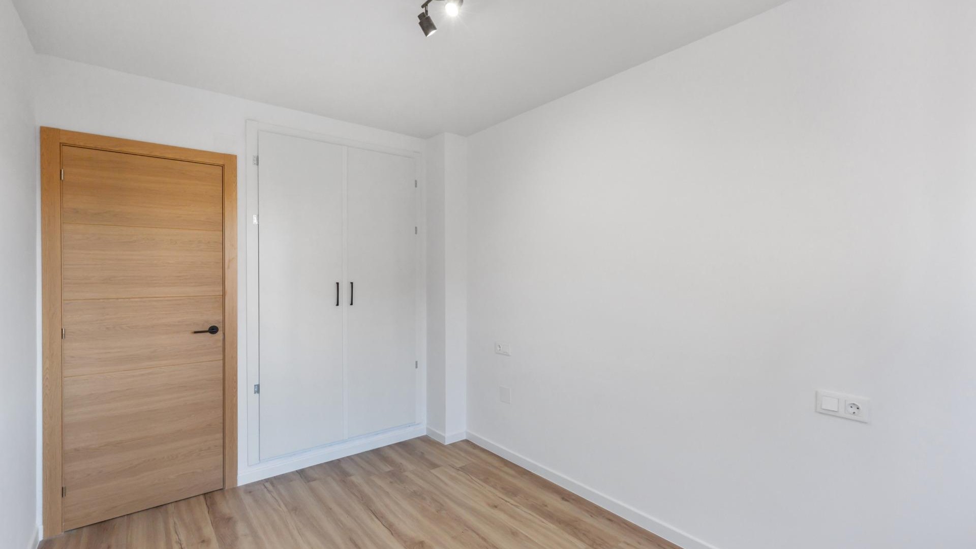 Sale - Apartment Flat -
Torrevieja - Torreblanca