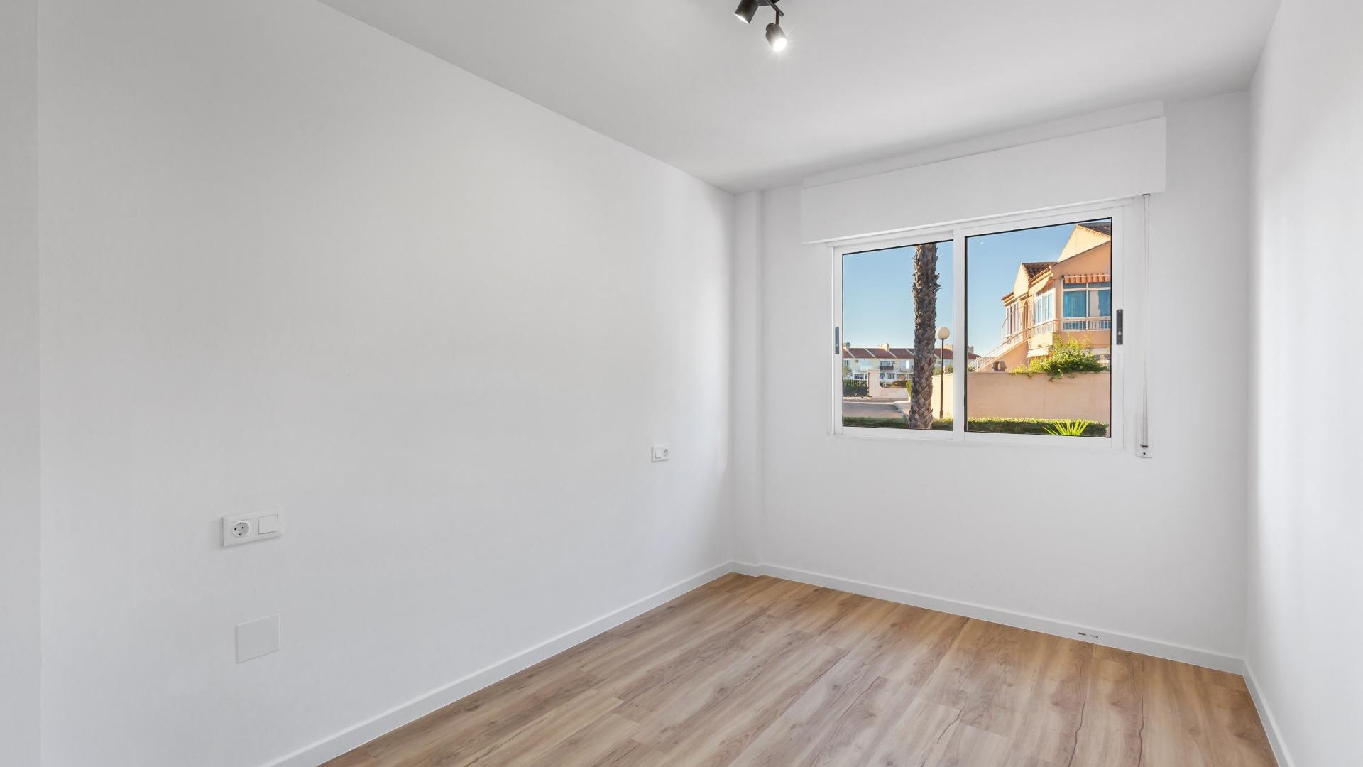 Sale - Apartment Flat -
Torrevieja - Torreblanca