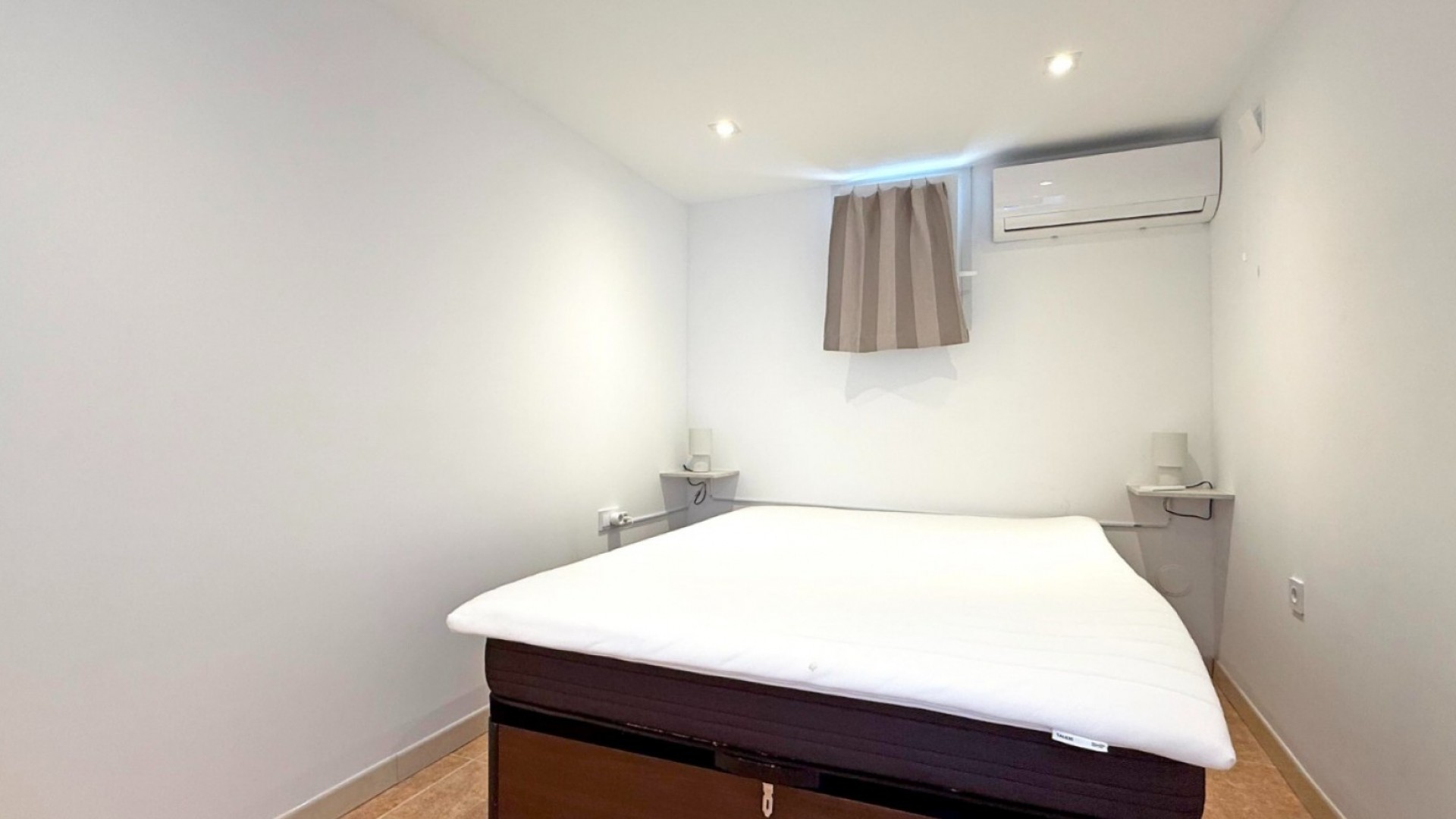 Sale - Apartment Flat -
Torrevieja - Torrelamata - La Mata