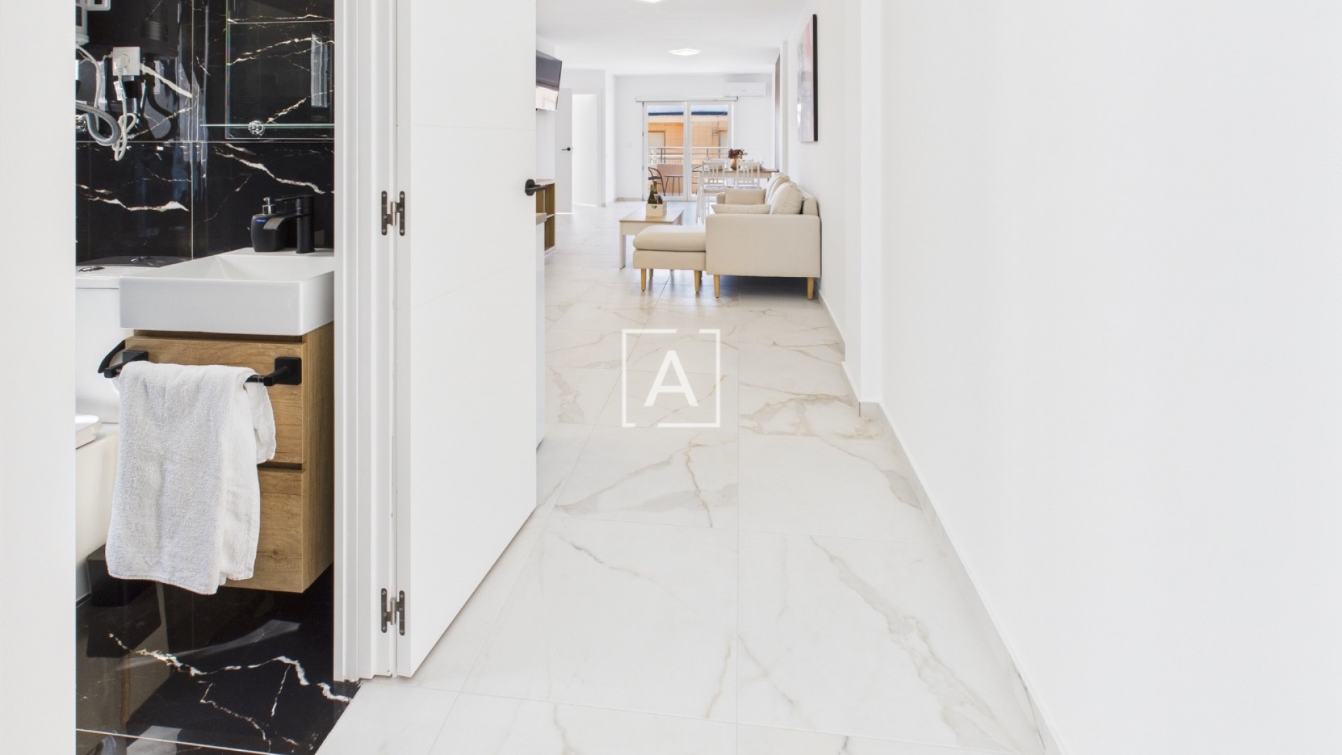 Sale - Apartment Flat -
Torrevieja - Torrevieja Centro