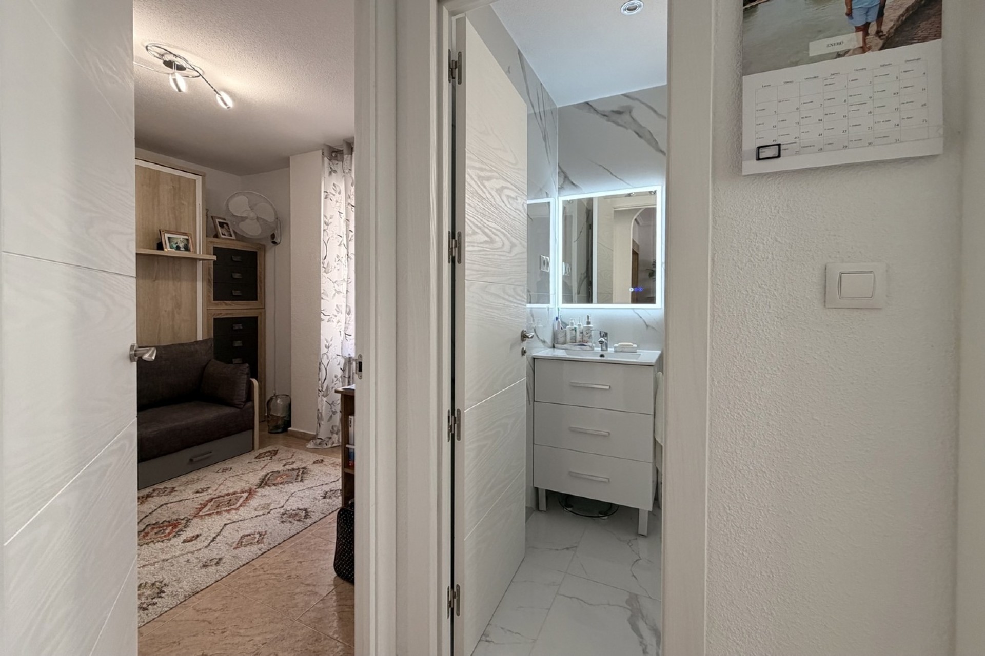 Sale - Apartment Flat -
Torrevieja - Urb. Calas Blancas III