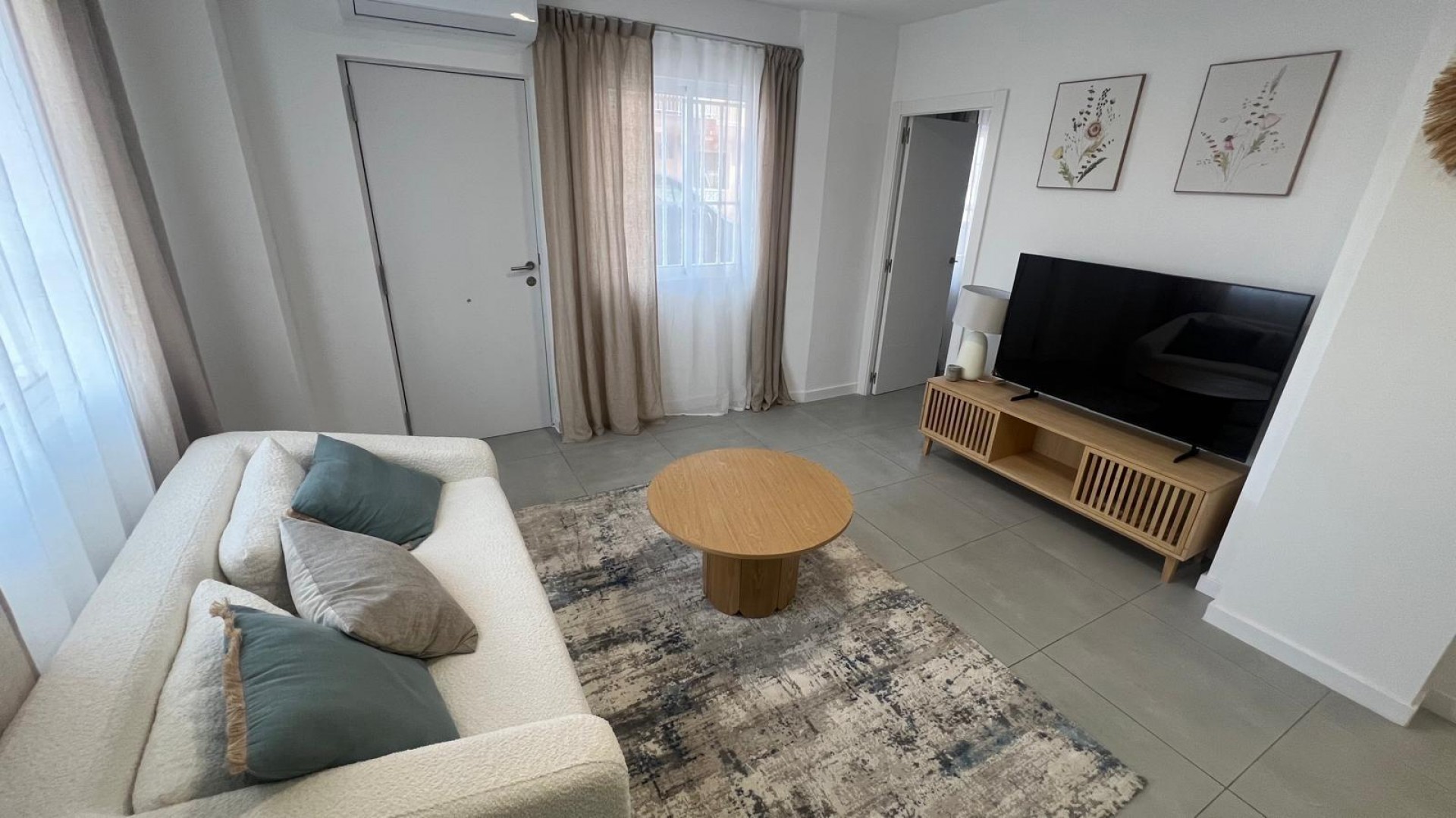 Sale - Apartment Flat -
Torrevieja - Zona los Frutales