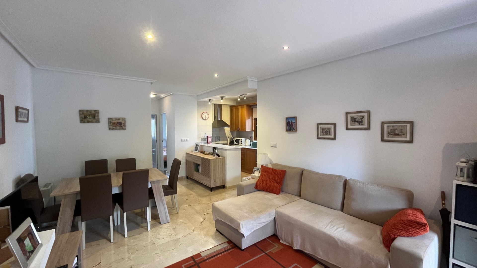 Sale - Apartment Flat -
Villamartín - PAU 8