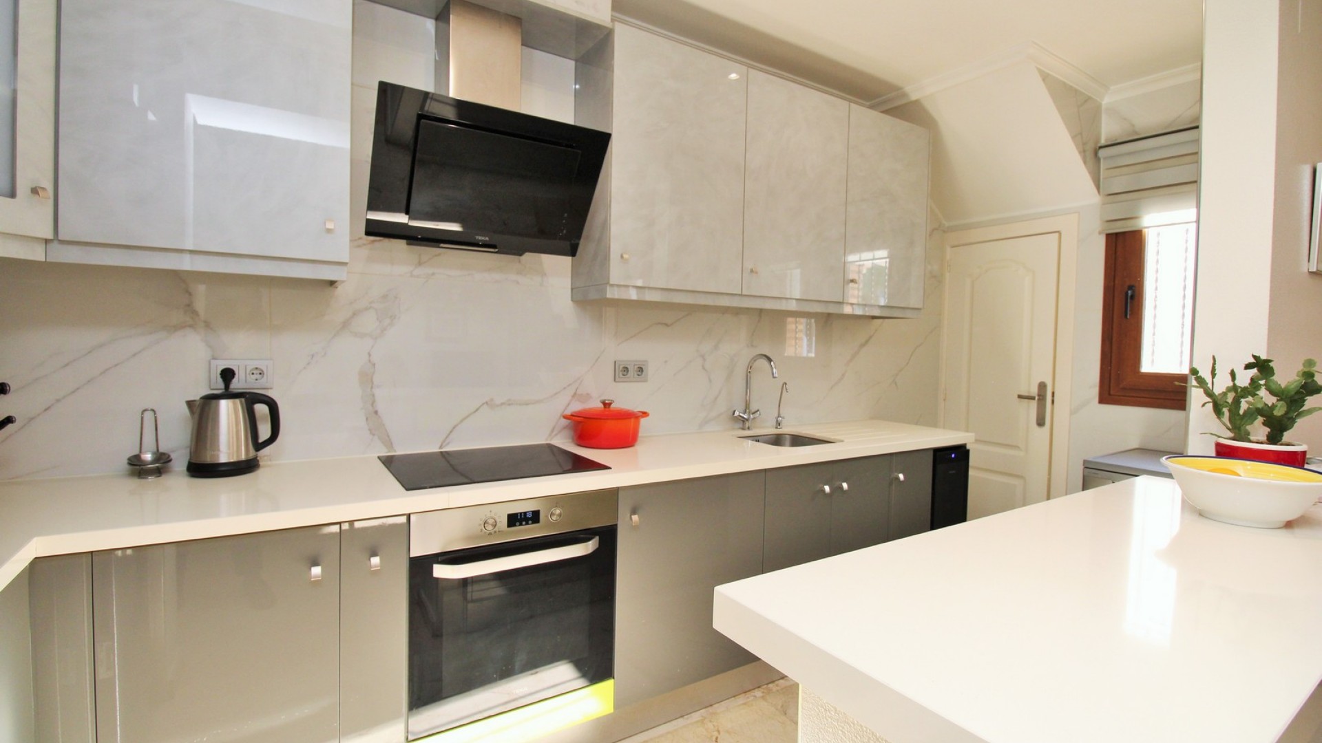 Sale - Apartment Flat -
Villamartín - PAU 8