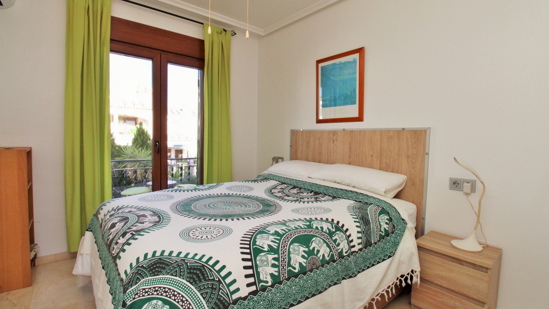 Sale - Apartment Flat -
Villamartín - PAU 8