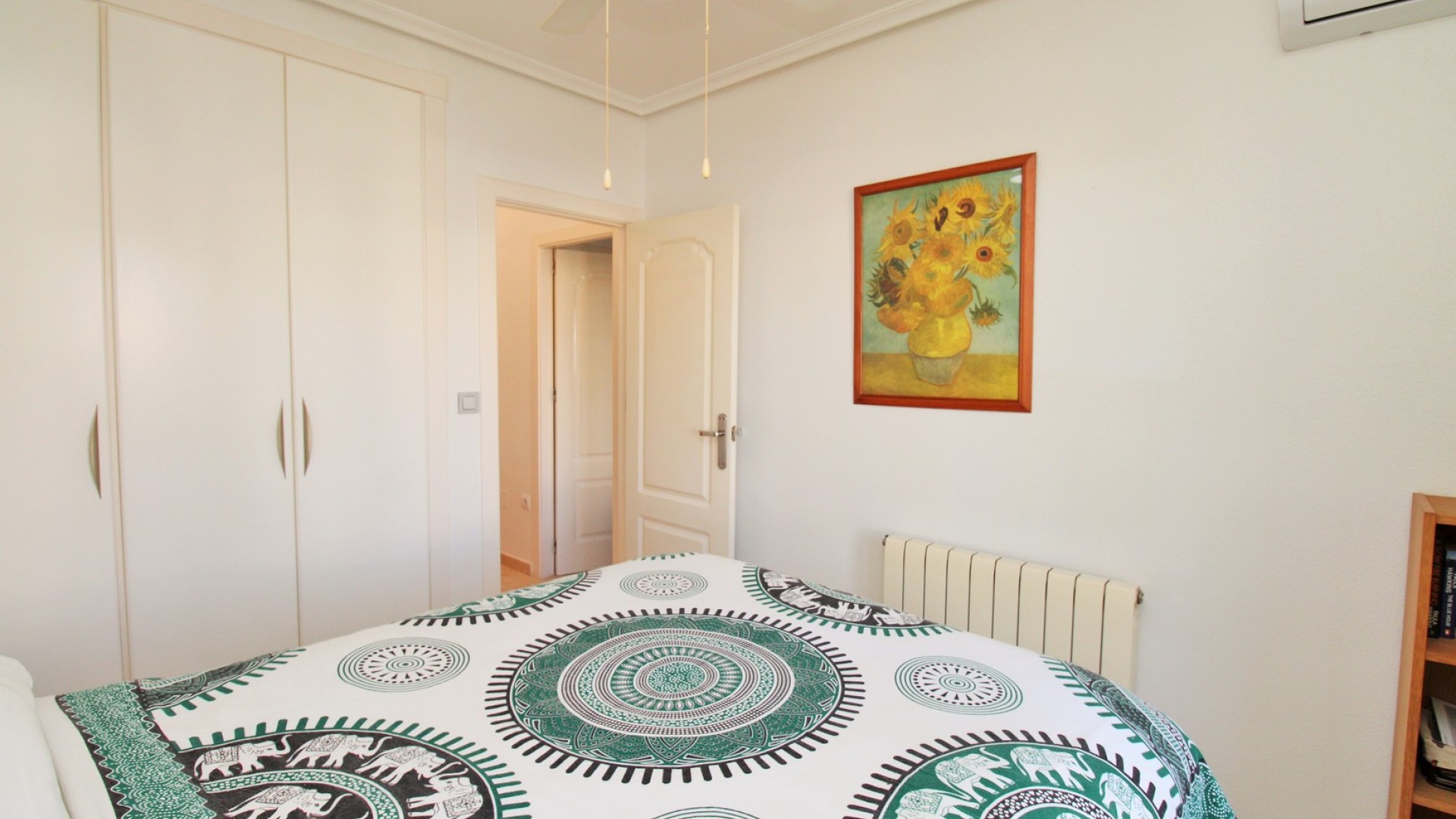 Sale - Apartment Flat -
Villamartín - PAU 8