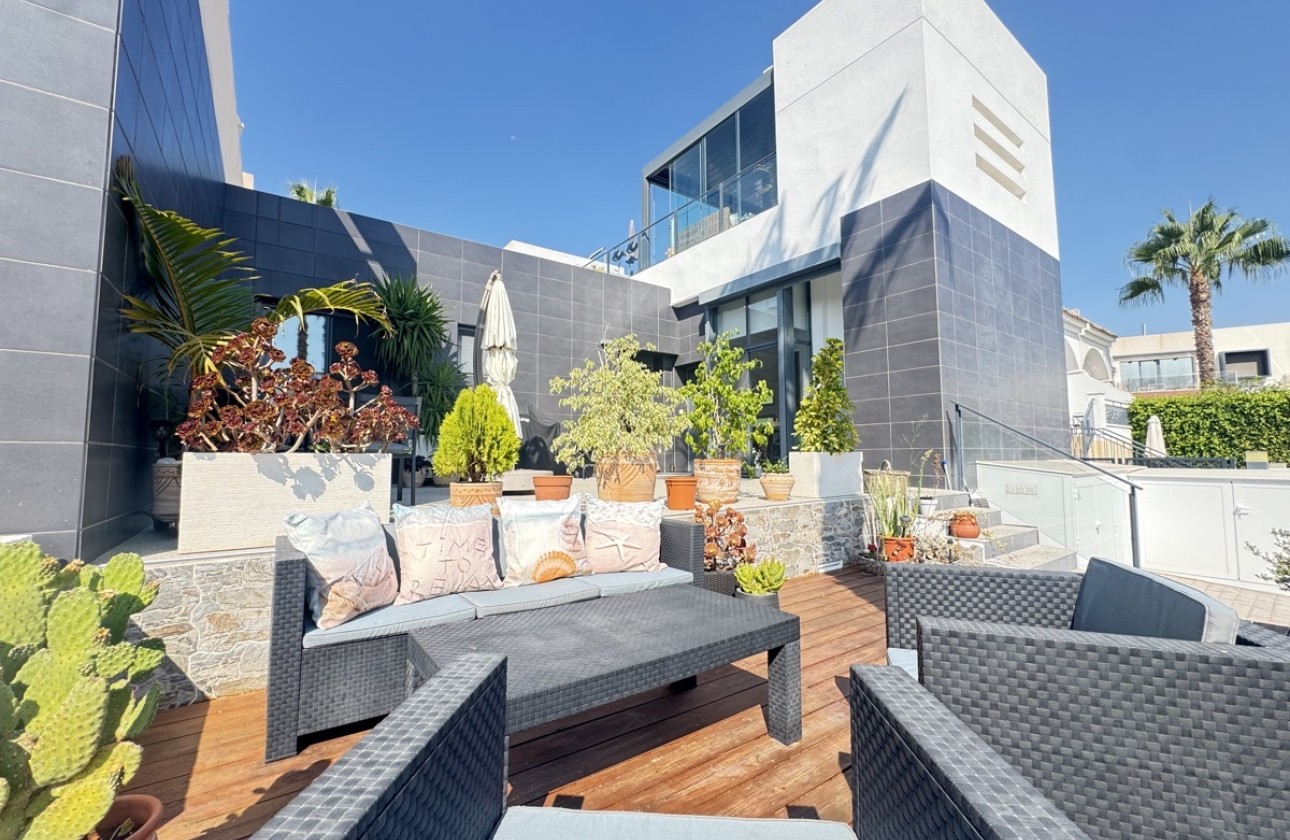 Sale - Apartment Flat -
Villamartín