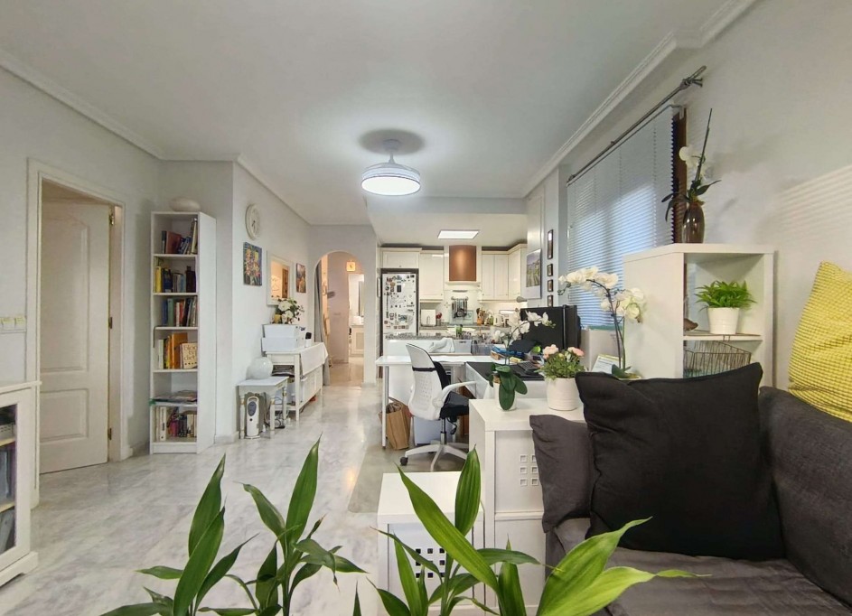 Sale - Apartment Flat -
Villamartín