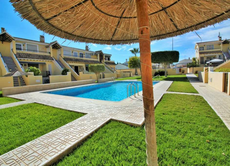 Sale - Apartment Flat -
Villamartín