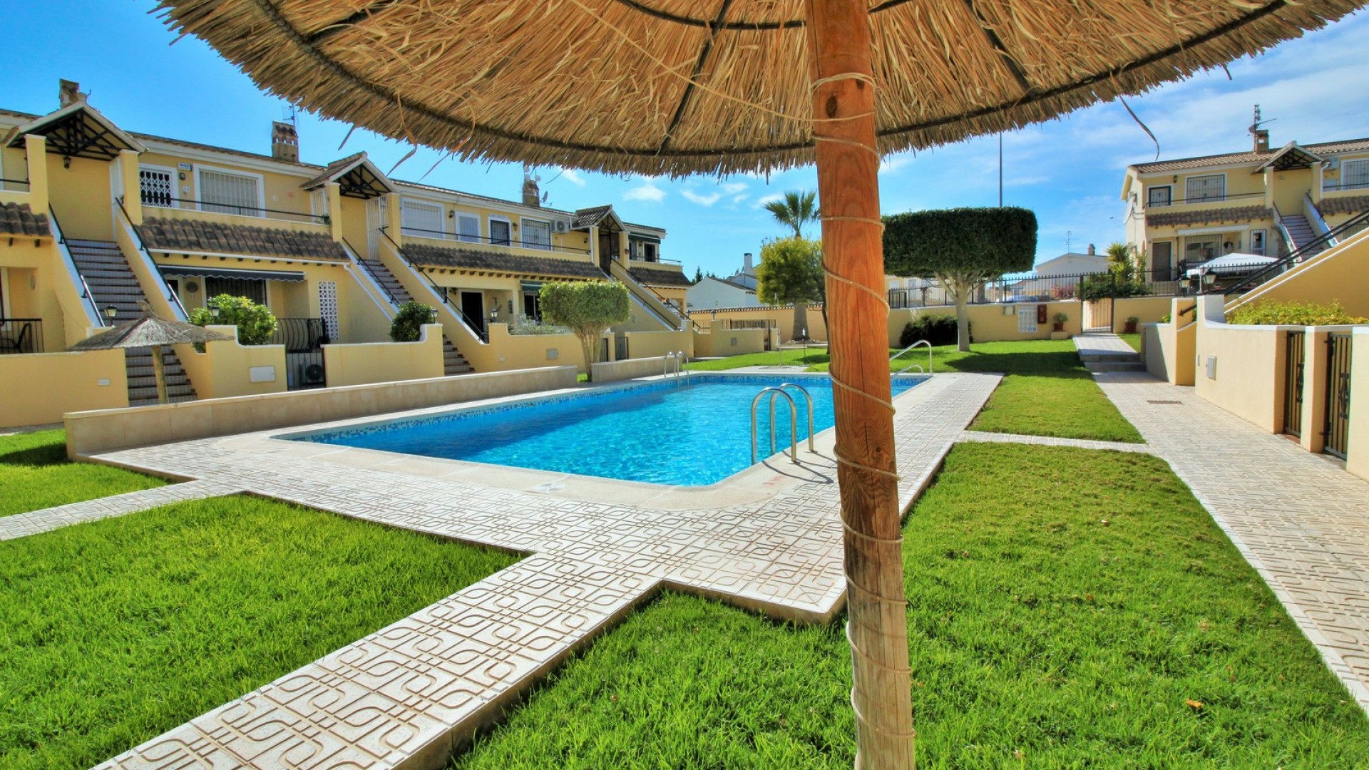 Sale - Apartment Flat -
Villamartín