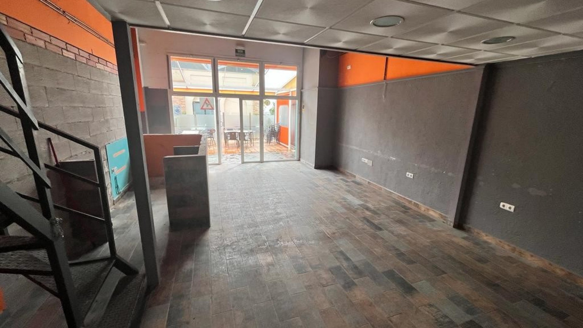 Sale - Commercial -
Algorfa - La Finca Golf Resort