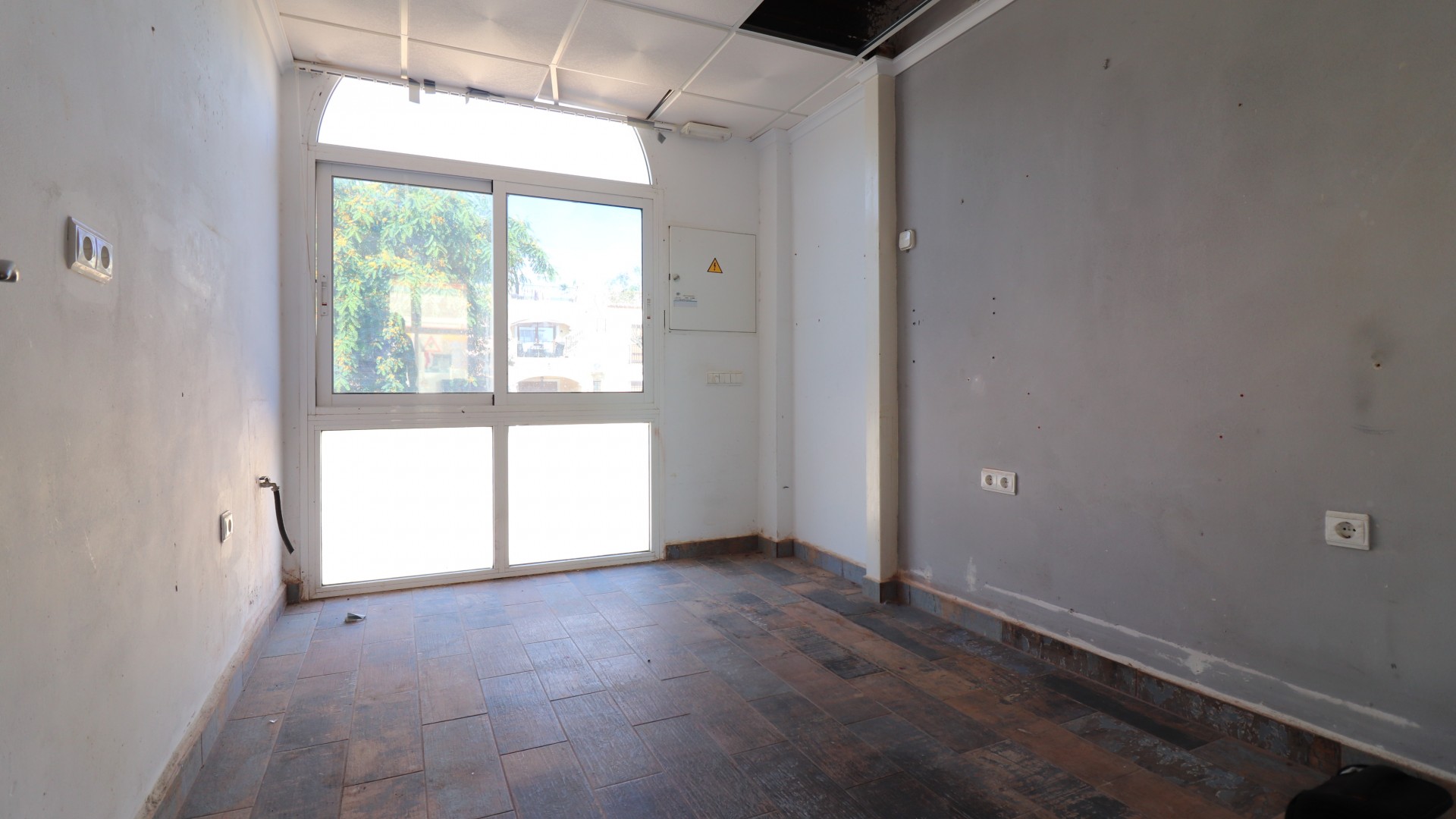 Sale - Commercial -
Algorfa - La Finca Golf Resort