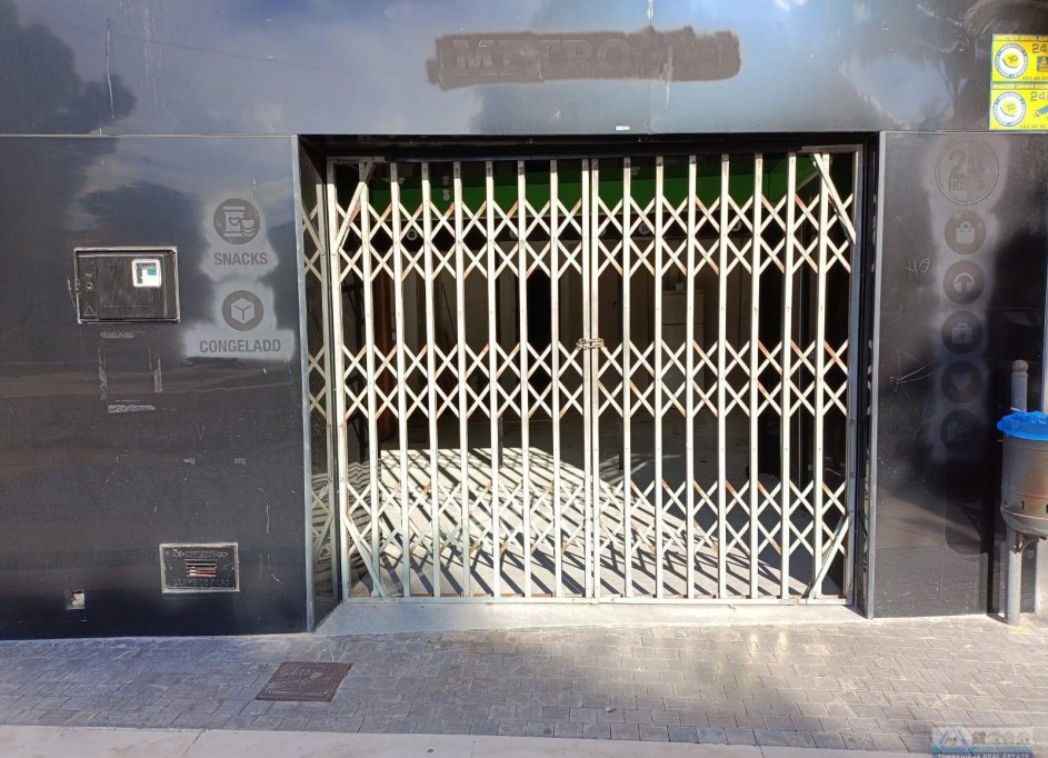 Sale - Commercial -
Benferri - PLAZA DE LA CONSTITUCION