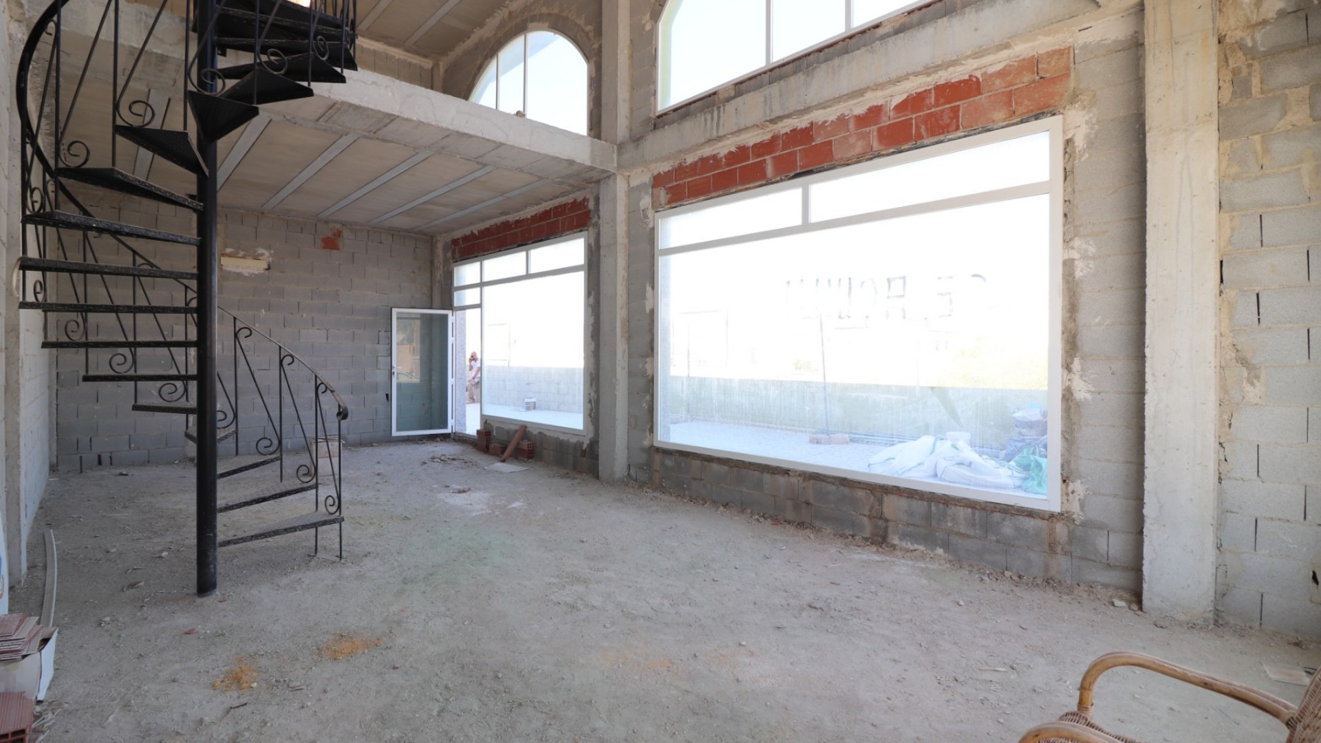 Sale - Commercial -
Benimar - Benimar II