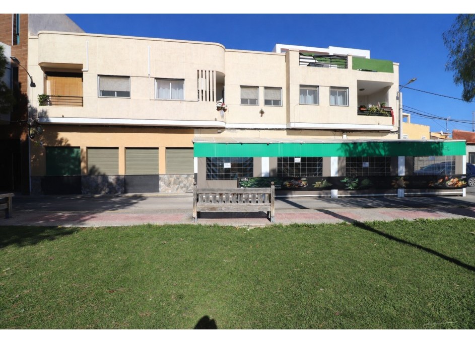 Sale - Commercial -
Catral - Catral - Town