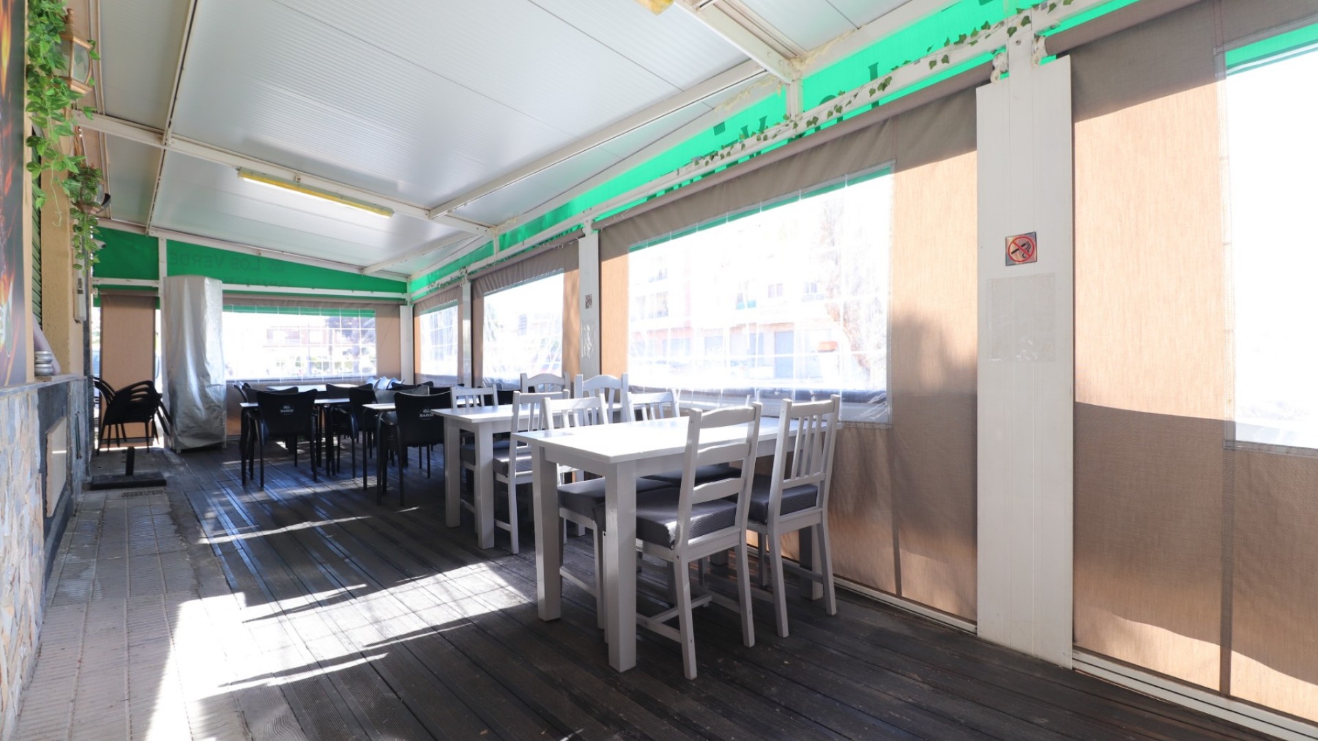 Sale - Commercial -
Catral - Catral - Town