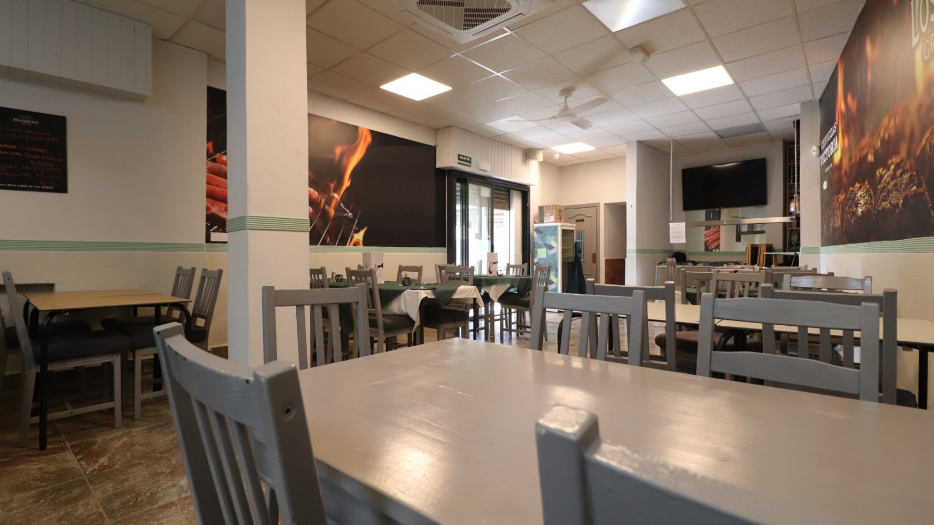 Sale - Commercial -
Catral - Catral - Town