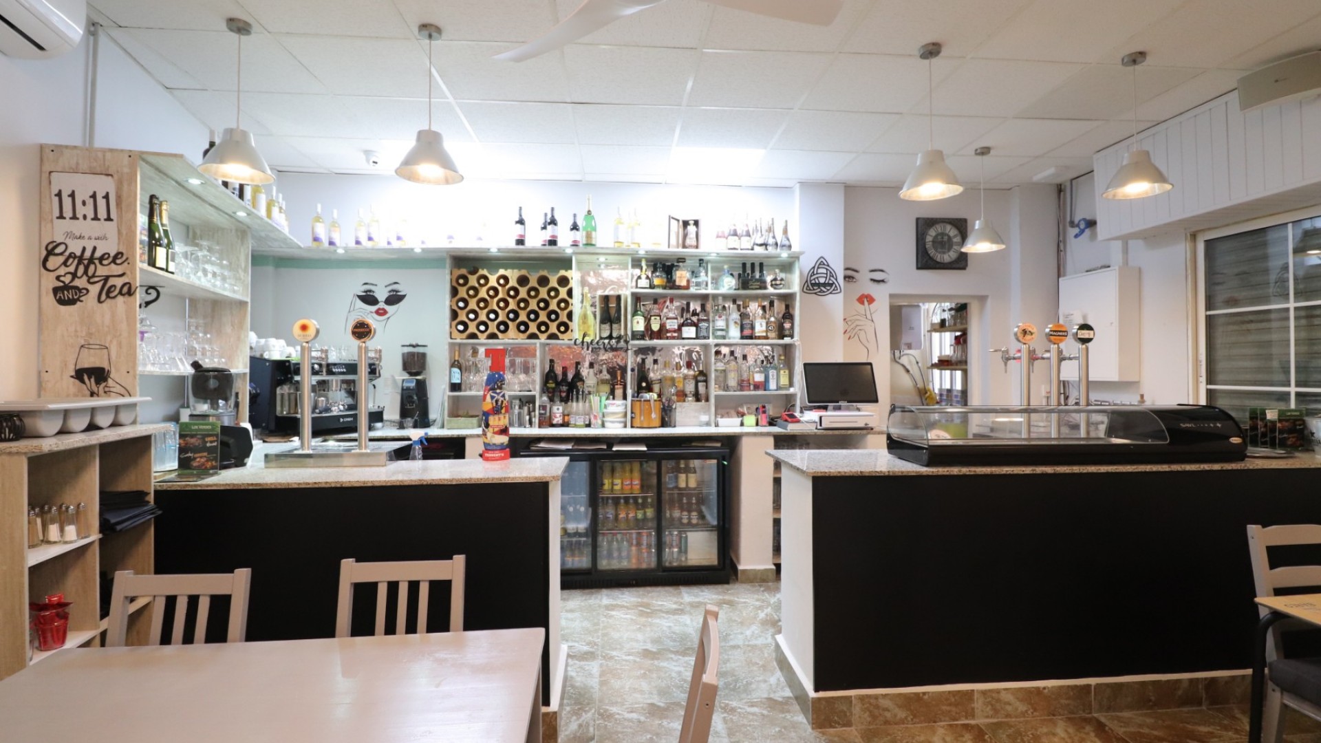 Sale - Commercial -
Catral - Catral - Town