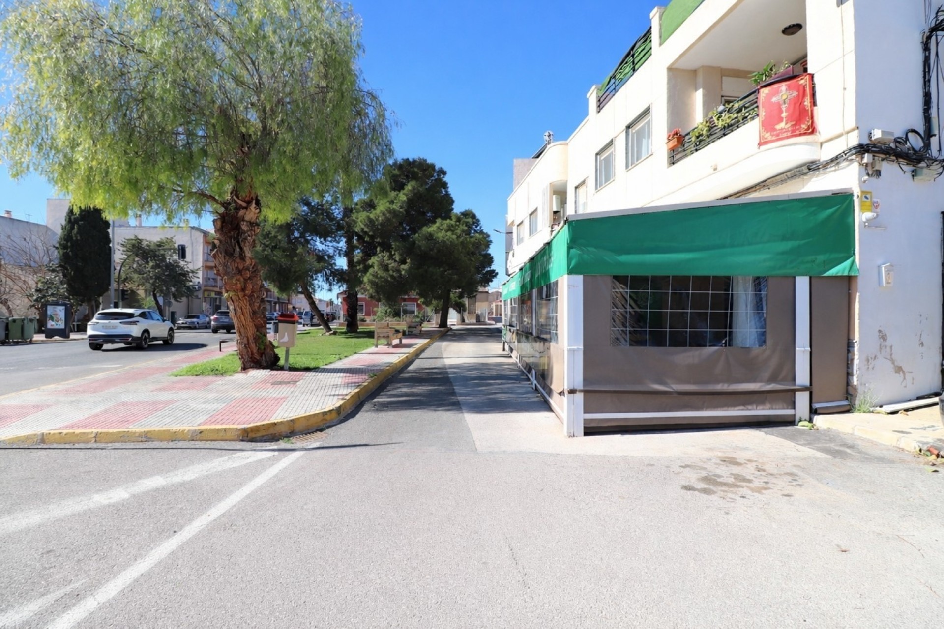 Sale - Commercial -
Catral - Catral - Town