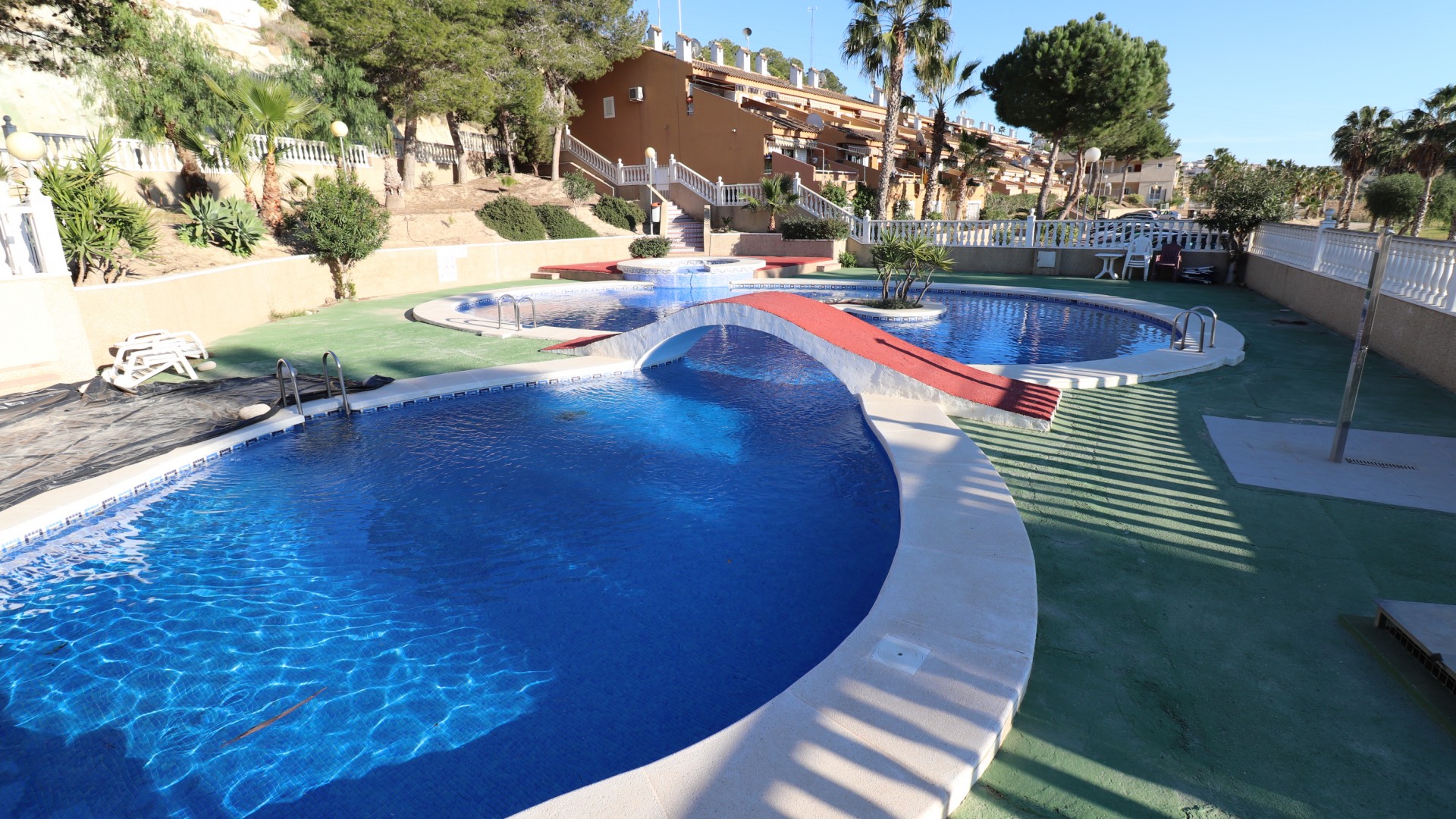 Sale - Commercial -
Ciudad Quesada - Rojales - La Marquesa