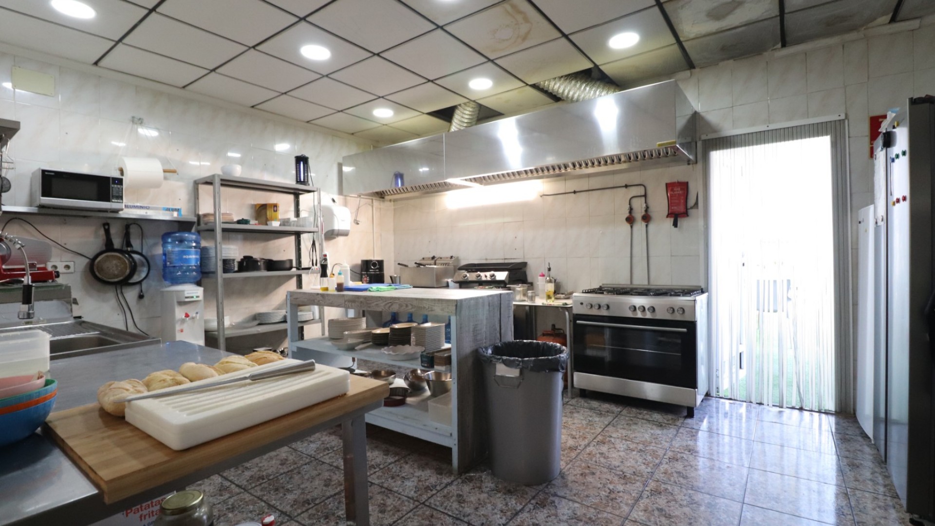 Sale - Commercial -
Formentera del Segura - Formentera - Village