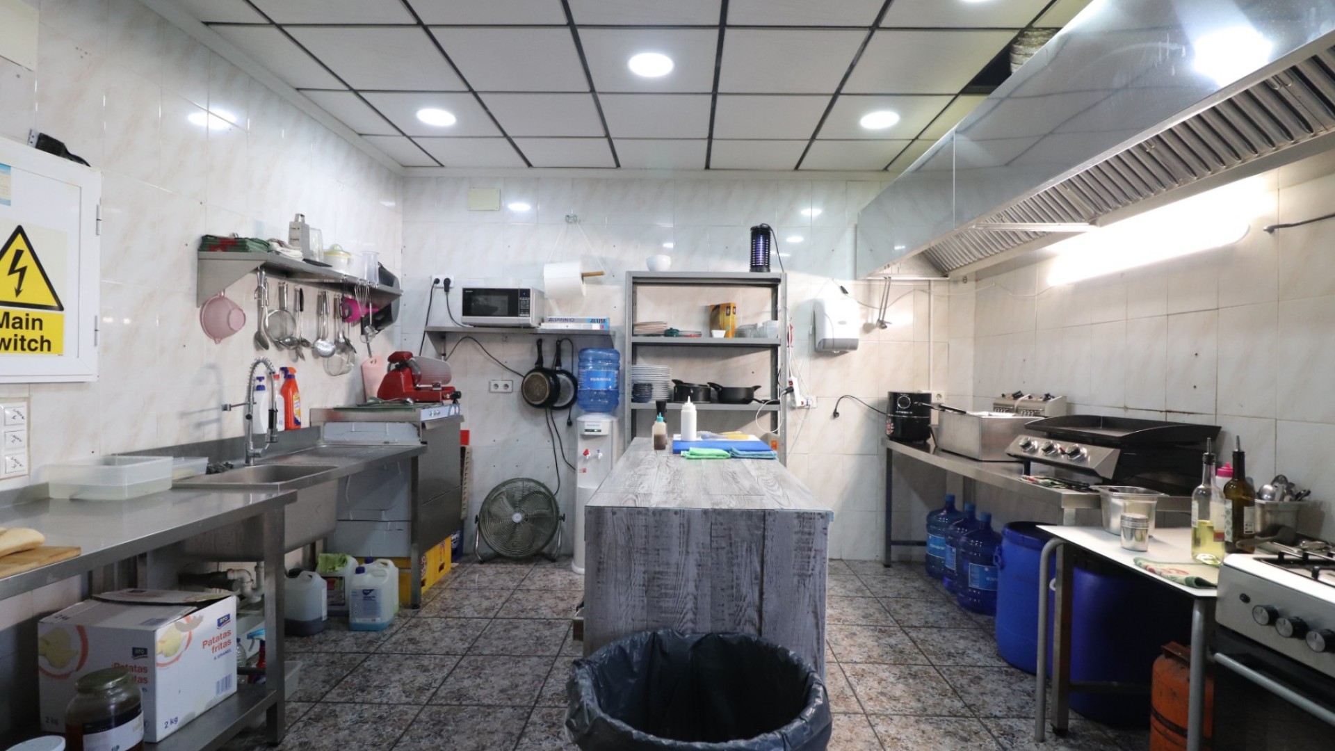 Sale - Commercial -
Formentera del Segura - Formentera - Village