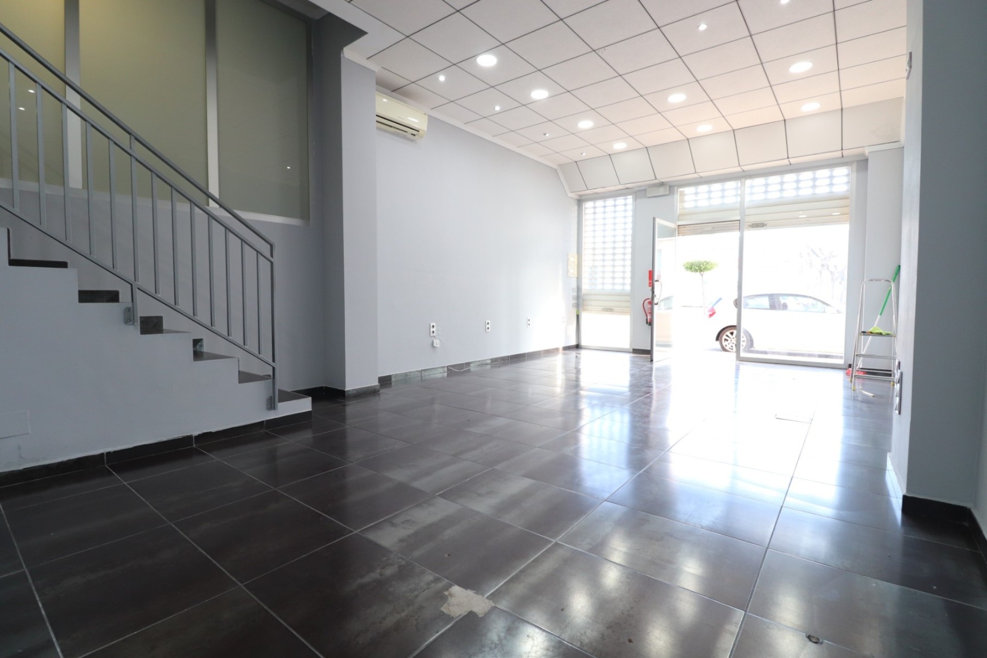 Sale - Commercial -
Formentera del Segura - Formentera - Village