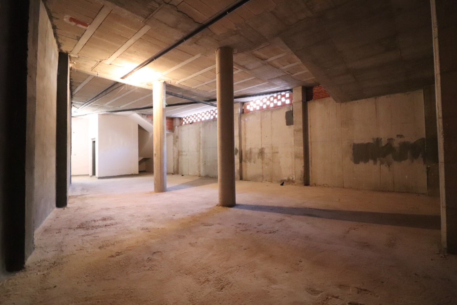 Sale - Commercial (Freehold) -
Rojales - Rojales - Village