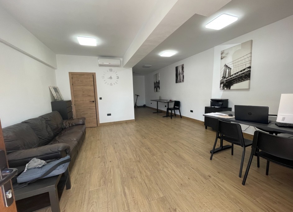 Sale - Commercial -
Guardamar del Segura - Comunidad Valenciana