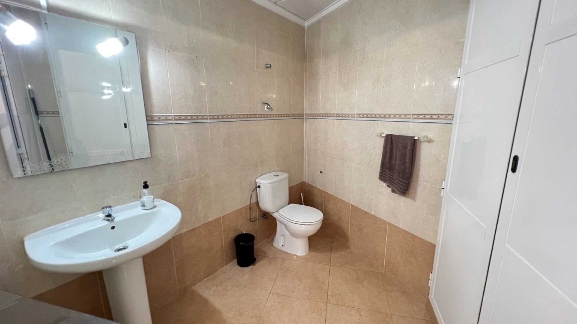 Sale - Commercial -
Guardamar del Segura