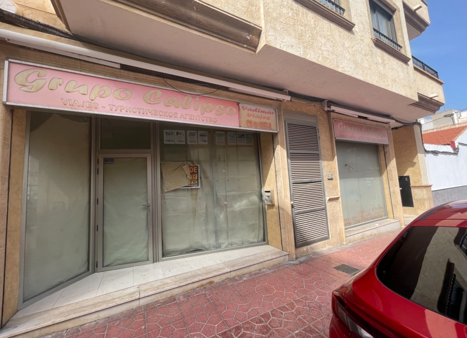 Sale - Commercial -
Guardamar del Segura