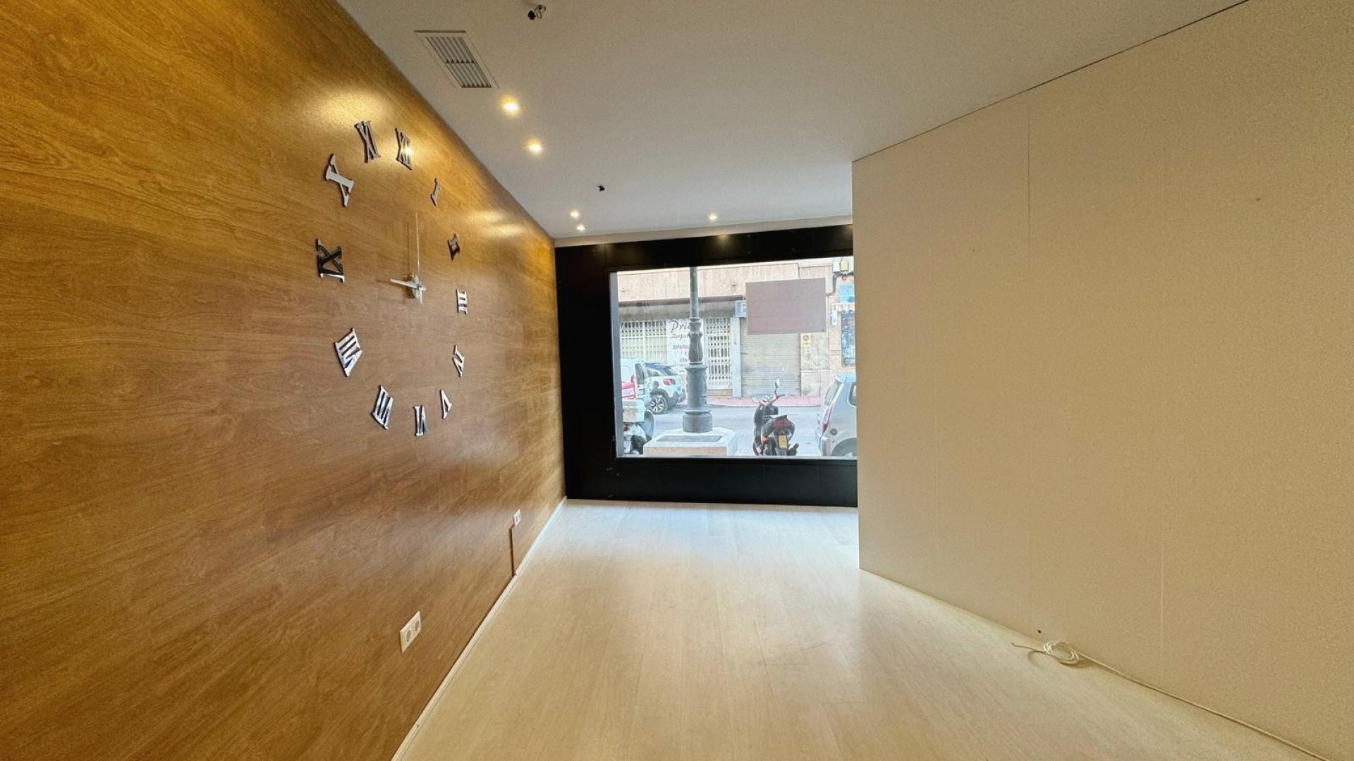 Sale - Commercial -
Guardamar del Segura