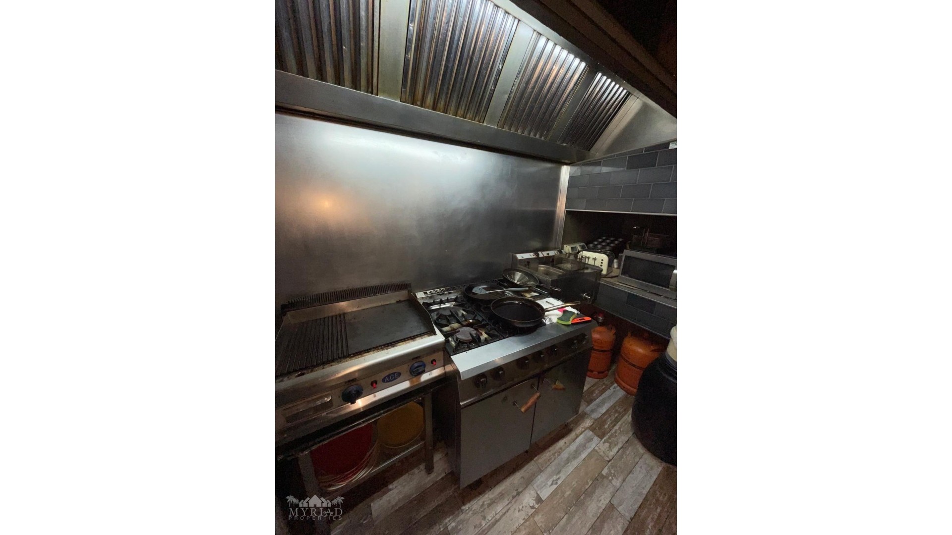 Sale - Commercial -
Pinoso - Pinoso Alicante