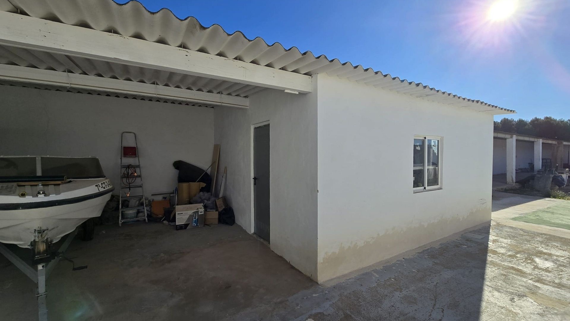 Sale - Commercial -
SAX