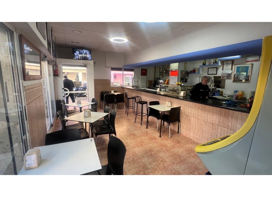 Sale - Commercial -
Torrevieja - Estacion de autobuses