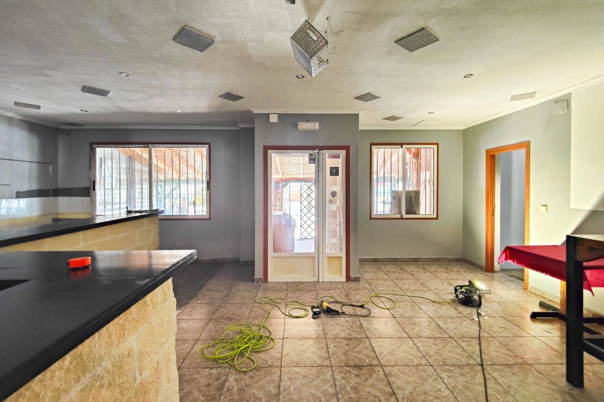 Sale - Commercial -
Torrevieja - La Siesta - El Chaparral - San Luis