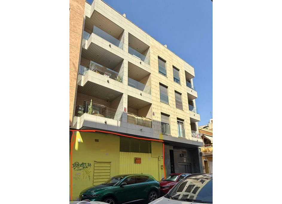 Sale - Commercial -
Torrevieja - Paseo maritimo
