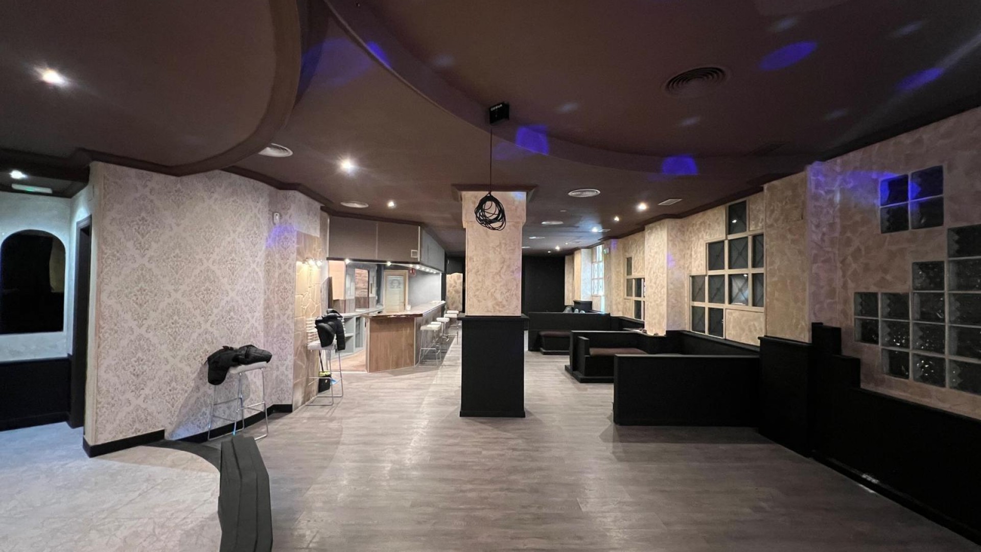 Sale - Commercial -
Torrevieja - Playa de los Naufragos